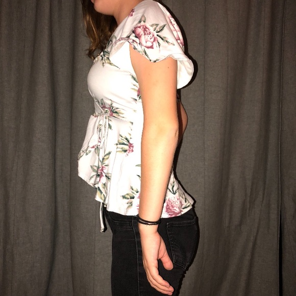 FLORAL TOP - Picture 3 of 4